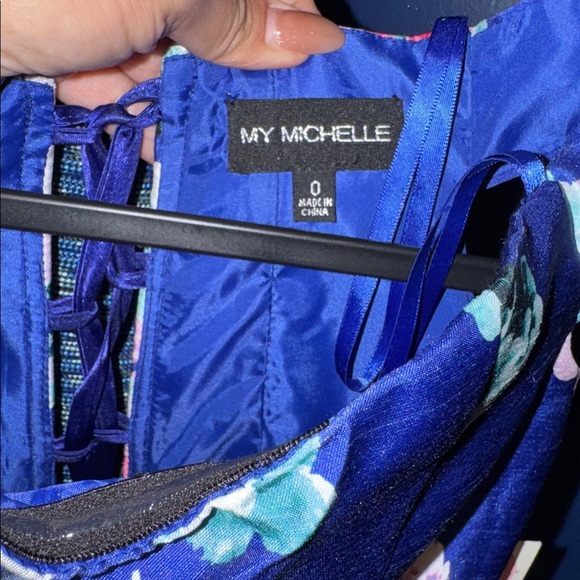 My Michelle- NWT Off the Shoulder Blue Floral Mermaid Gown Size 0 - Picture 4 of 14